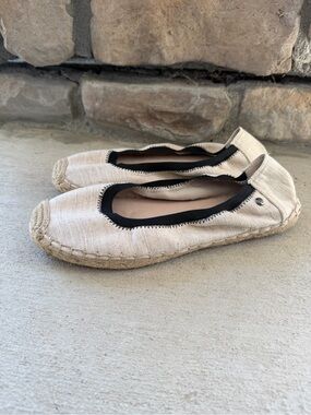 si || neutral canvas espadrille flats